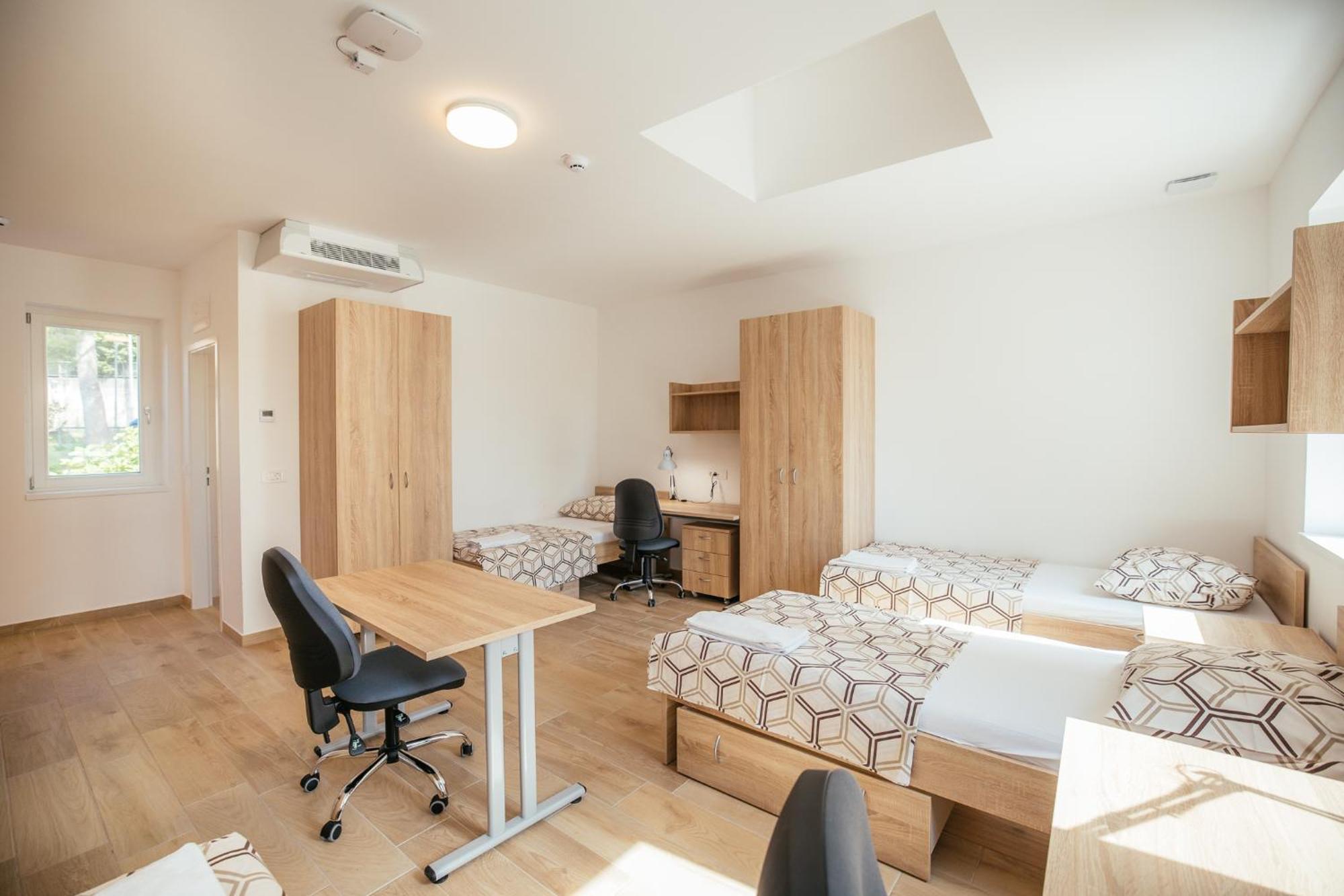 Hostel Prenocisca Prisoje Koper Zewnętrze zdjęcie