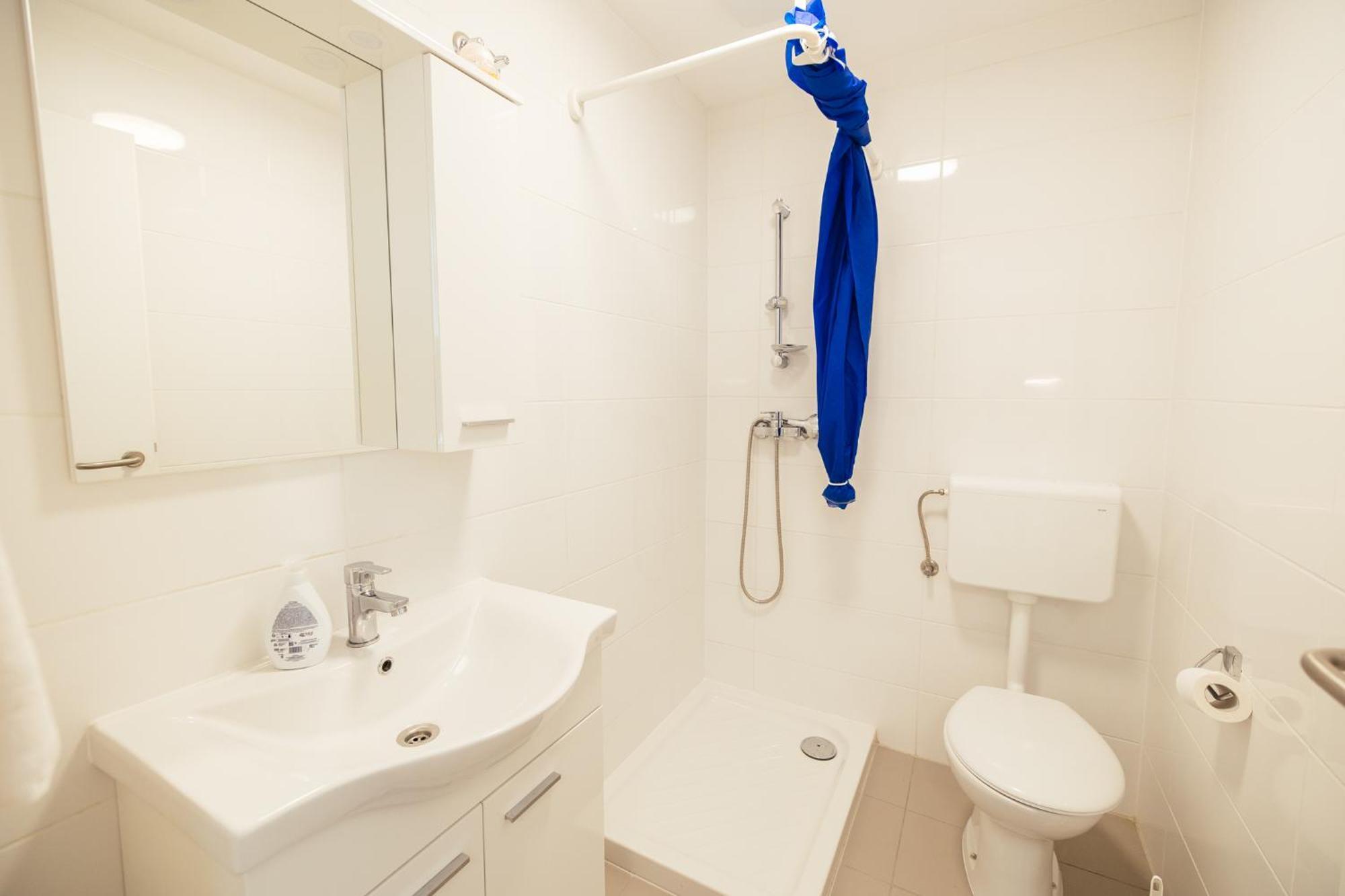 Hostel Prenocisca Prisoje Koper Zewnętrze zdjęcie