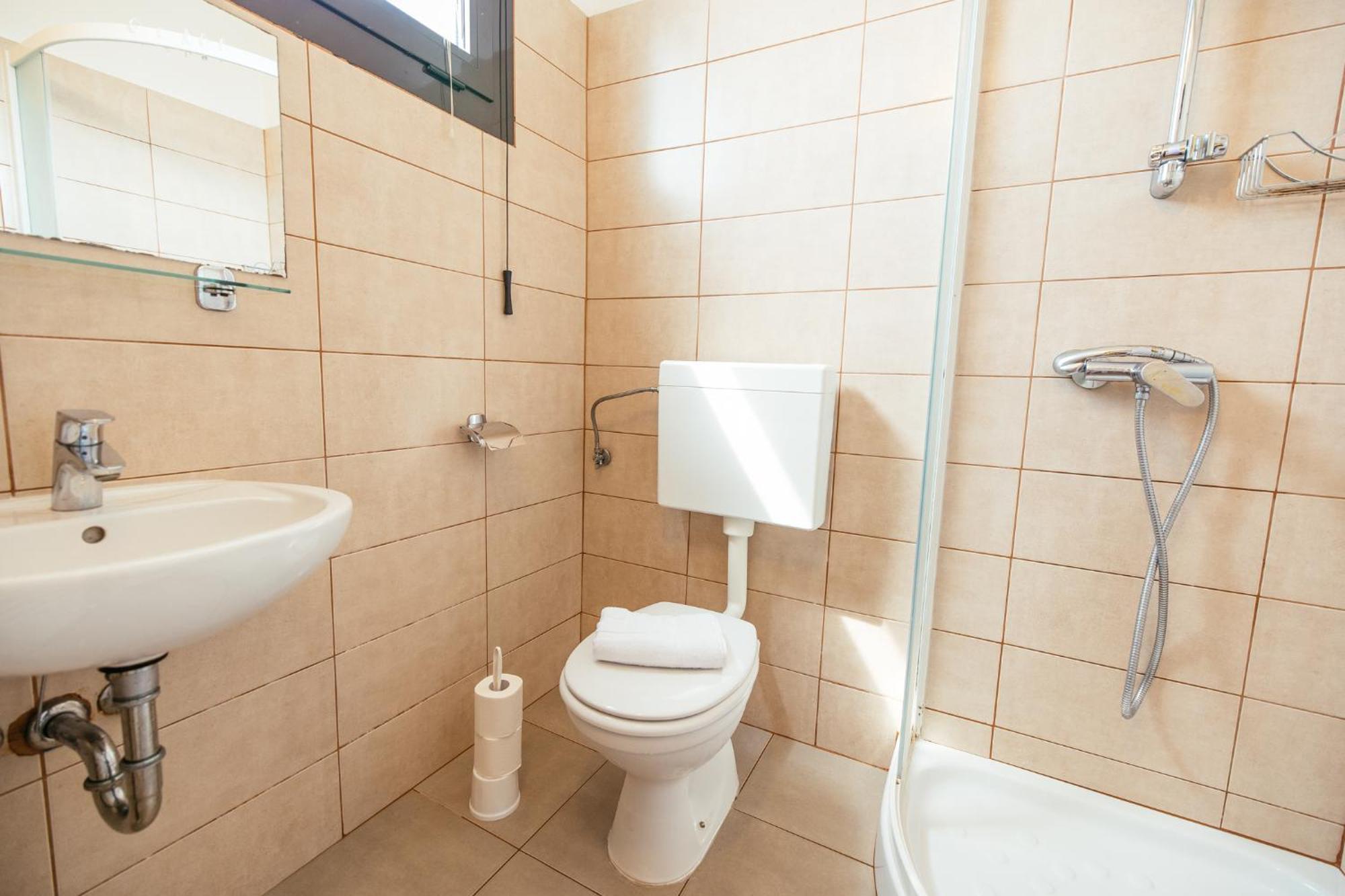 Hostel Prenocisca Prisoje Koper Zewnętrze zdjęcie