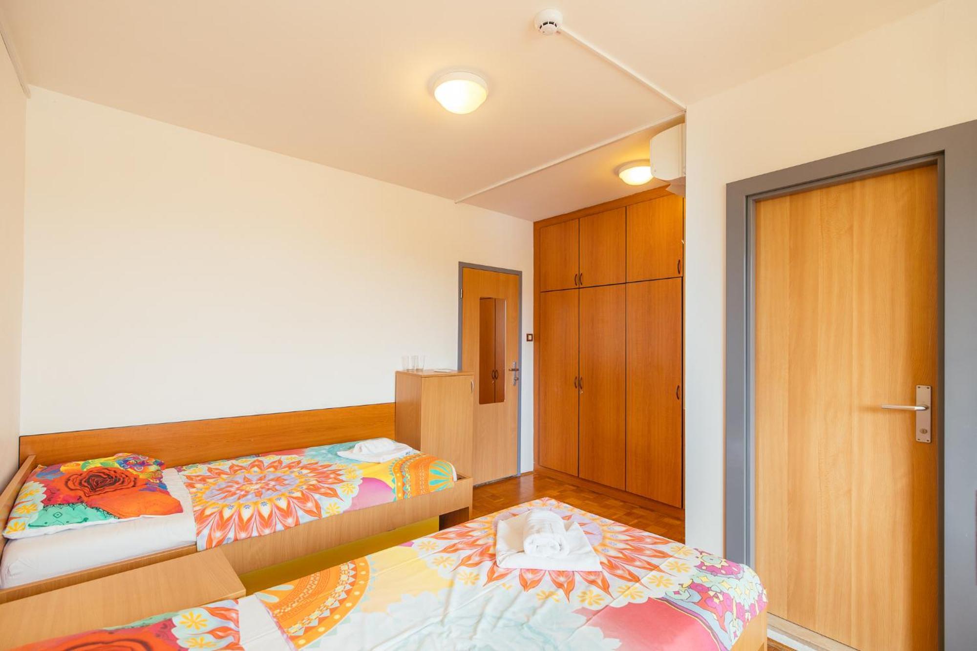 Hostel Prenocisca Prisoje Koper Zewnętrze zdjęcie